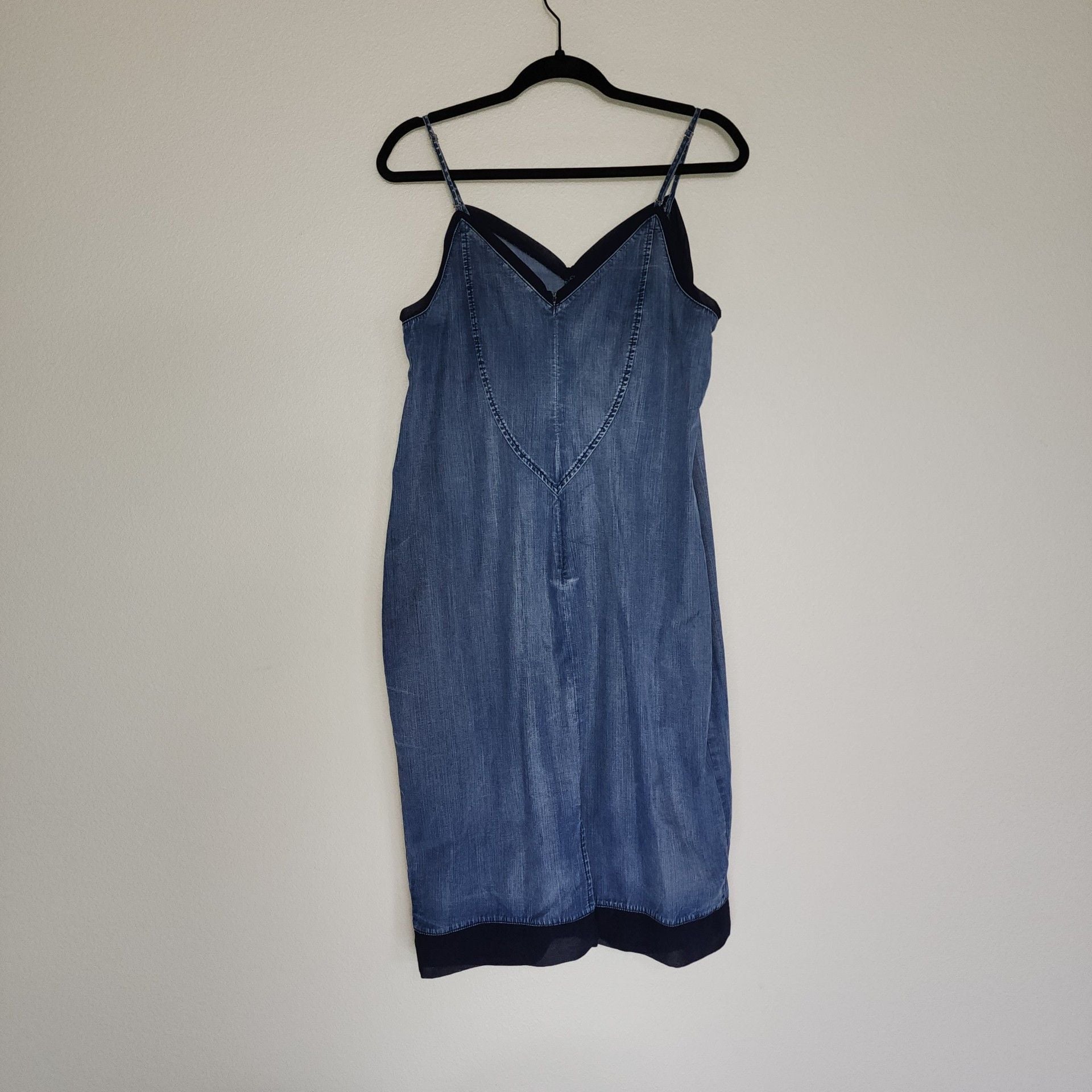 Standards & Practices Mikhail V-Neck Indigo Tencel Denim Bodycon Midi Dress 10