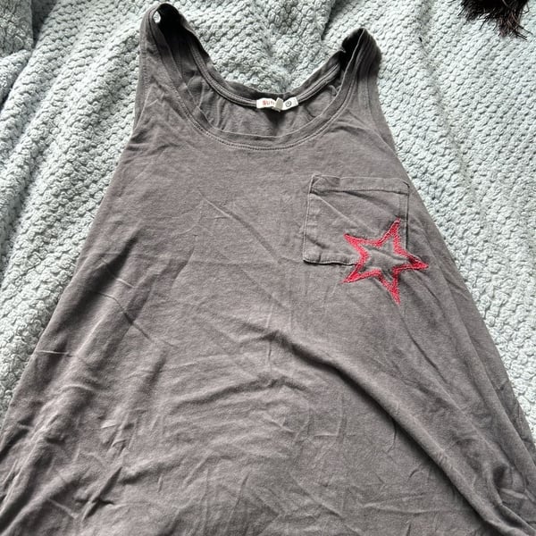 SUNDRY Charcoal Grey Embroidered Star Pocket Tank Top