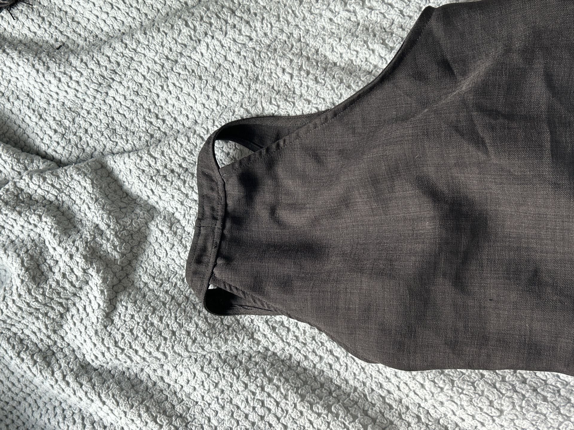 Paper Crane Women's Black Linen-Blend Halter Neck Button-Up Vest 5