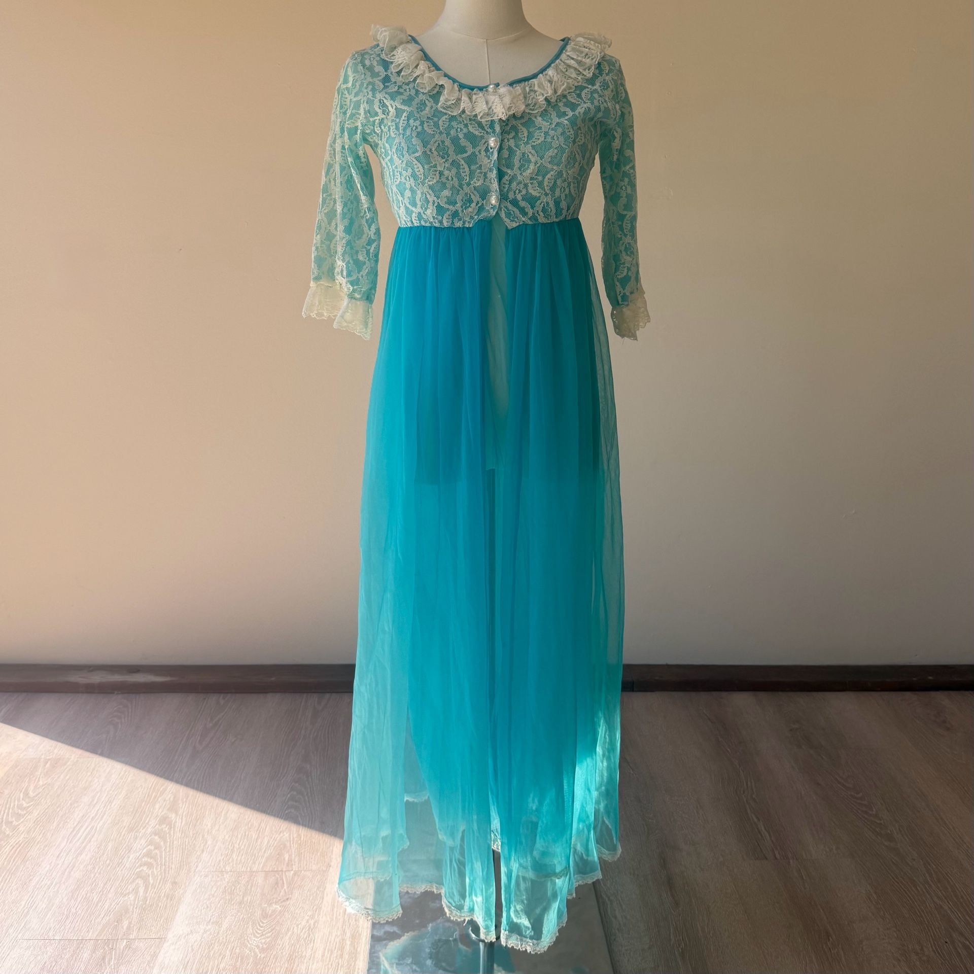 Vintage 1960s Belle Smith Turquoise Nylon Peignoir Set Lace Dress and Sheer Robe 6