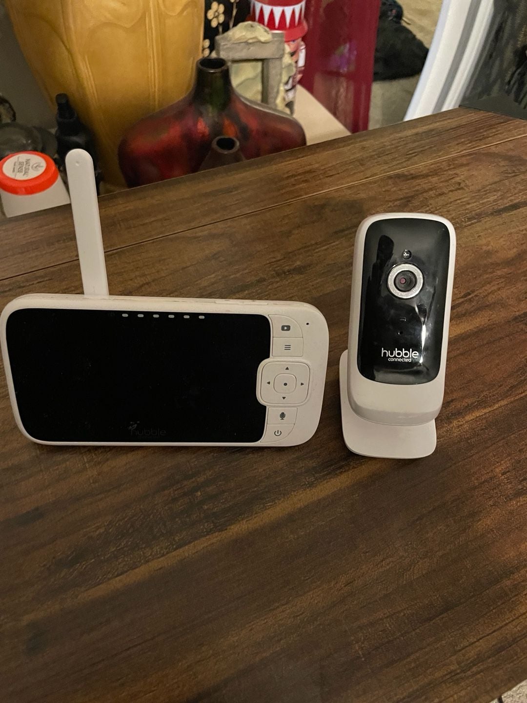 Hubble Connected Nursery Pal Cloud 5-Inch Smart HD Wi-Fi Baby Monitor with Night Light 1
