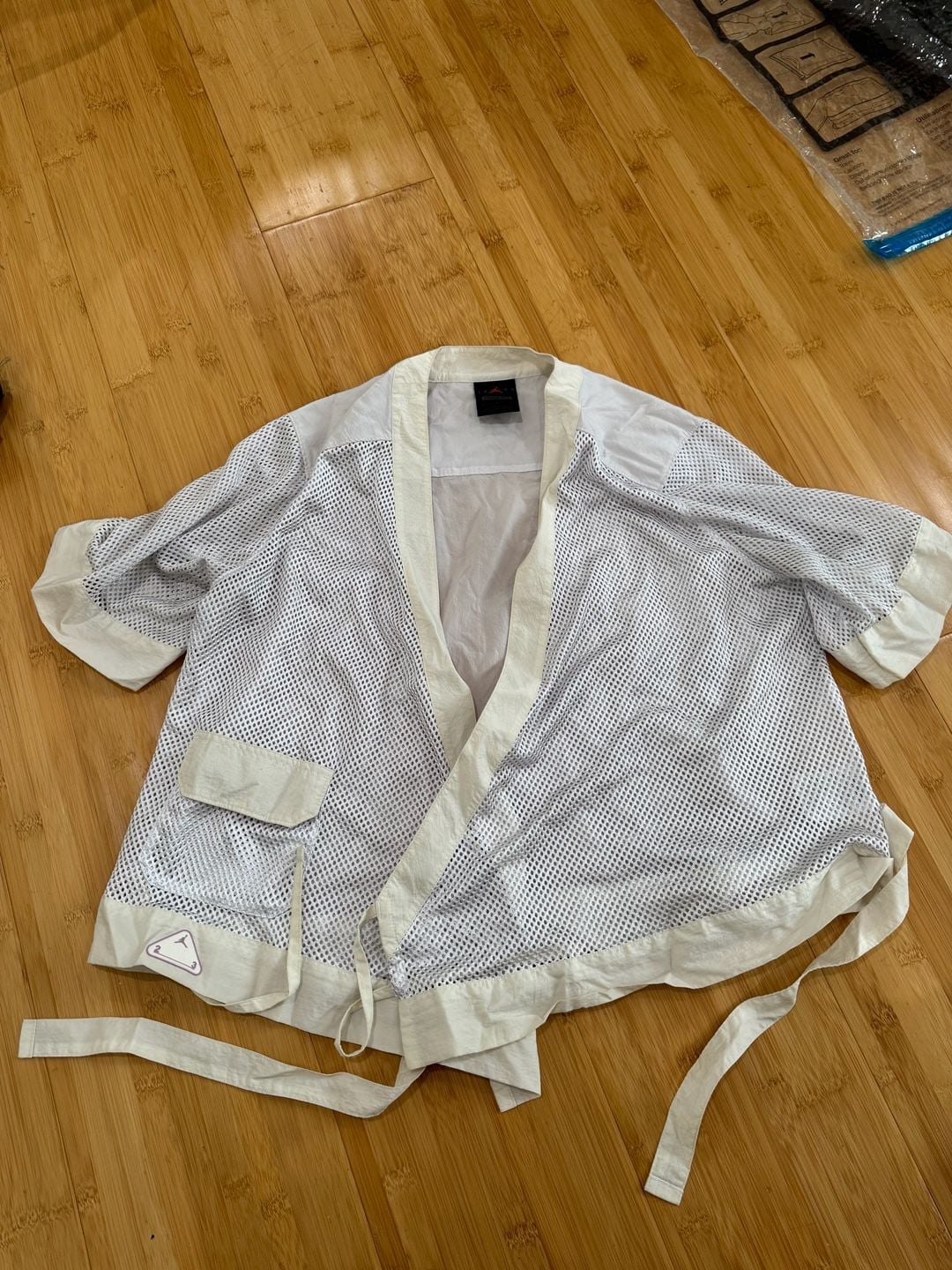 Jordan 23 Engineered Oversized Mesh Kimono Jacket White/Sail Size S 2