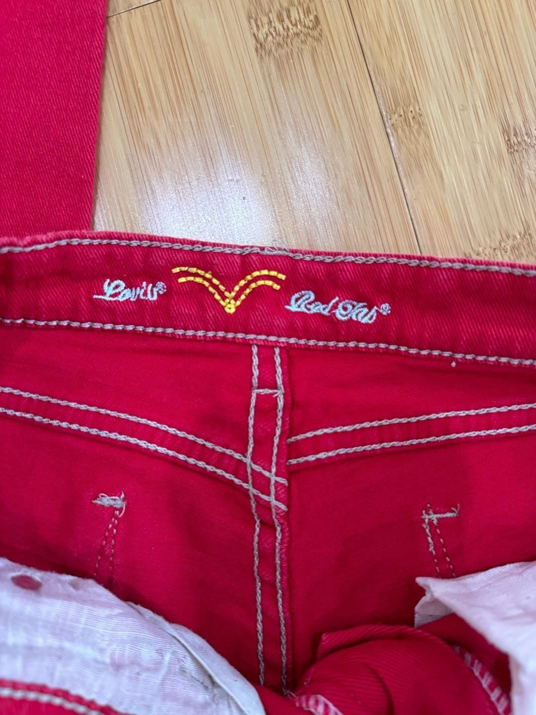 Levi's Red Tab Jeans, Hot Pink Red With Rainbow Pocket, Size 31 6