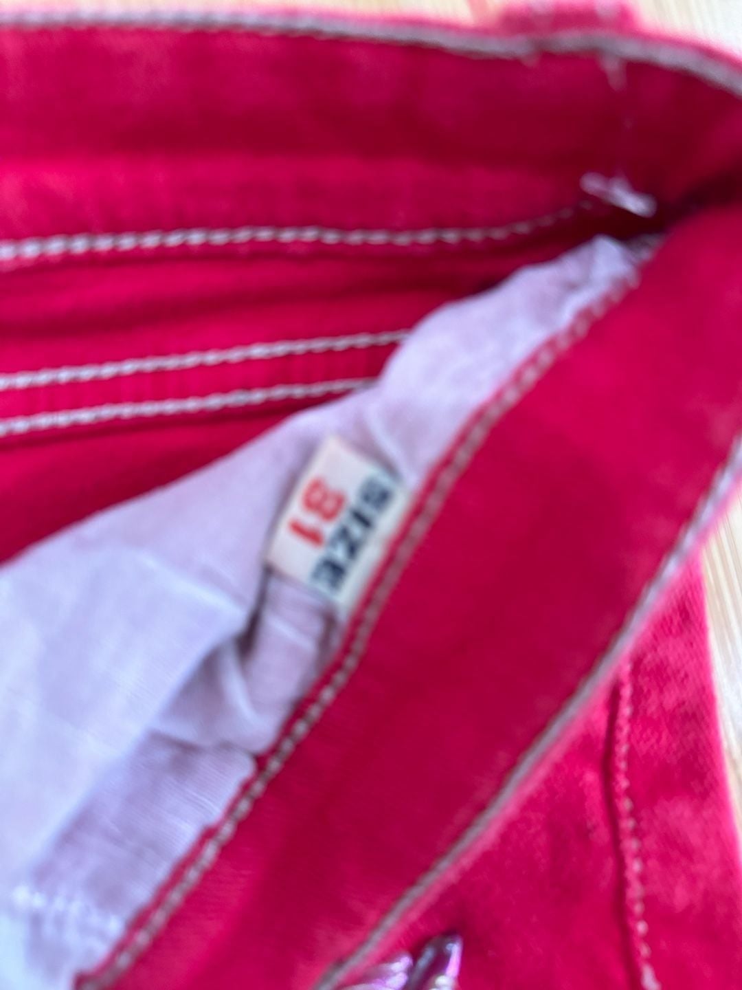 Levi's Red Tab Jeans, Hot Pink Red With Rainbow Pocket, Size 31 7