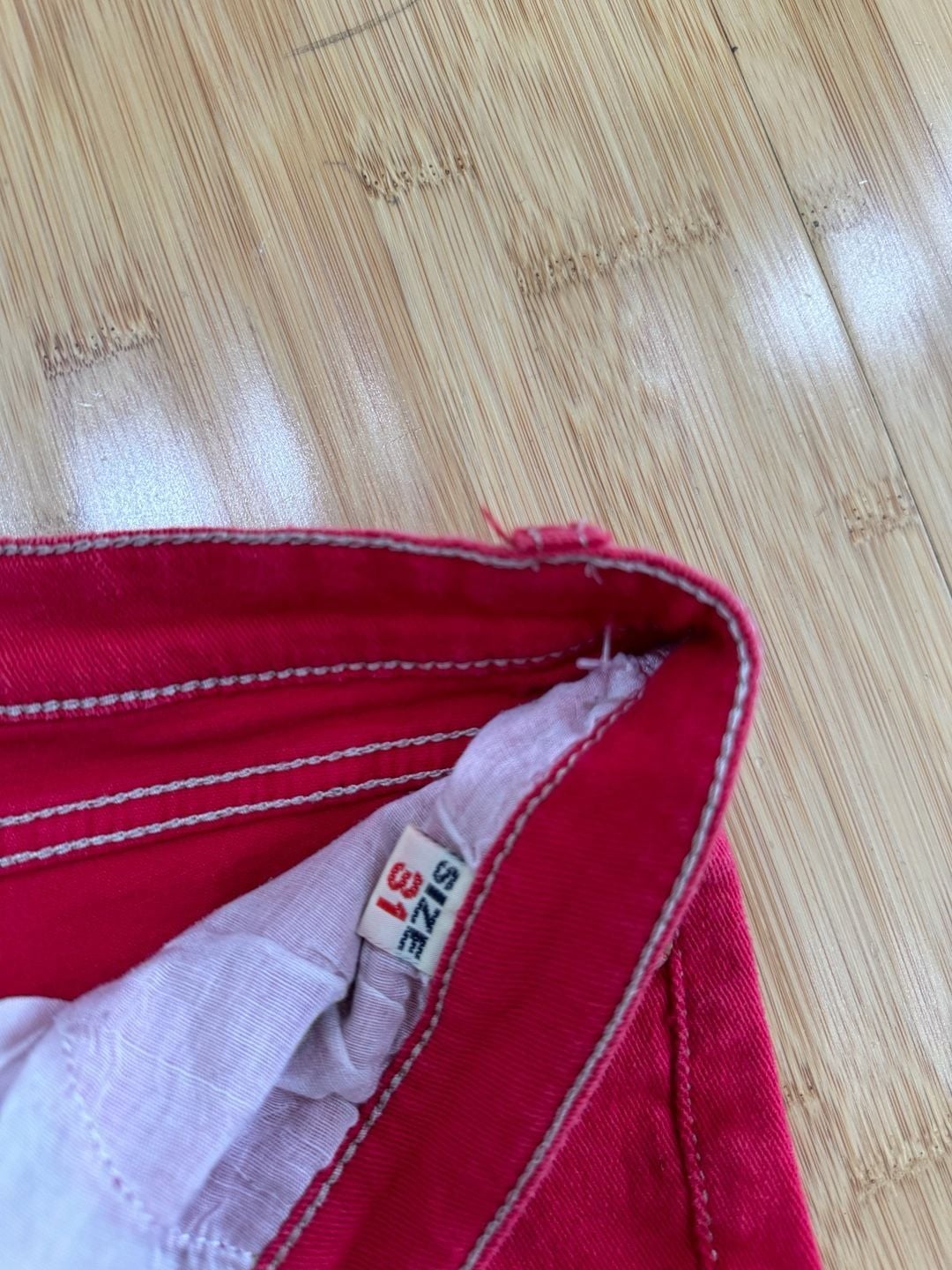 Levi's Red Tab Jeans, Hot Pink Red With Rainbow Pocket, Size 31 8