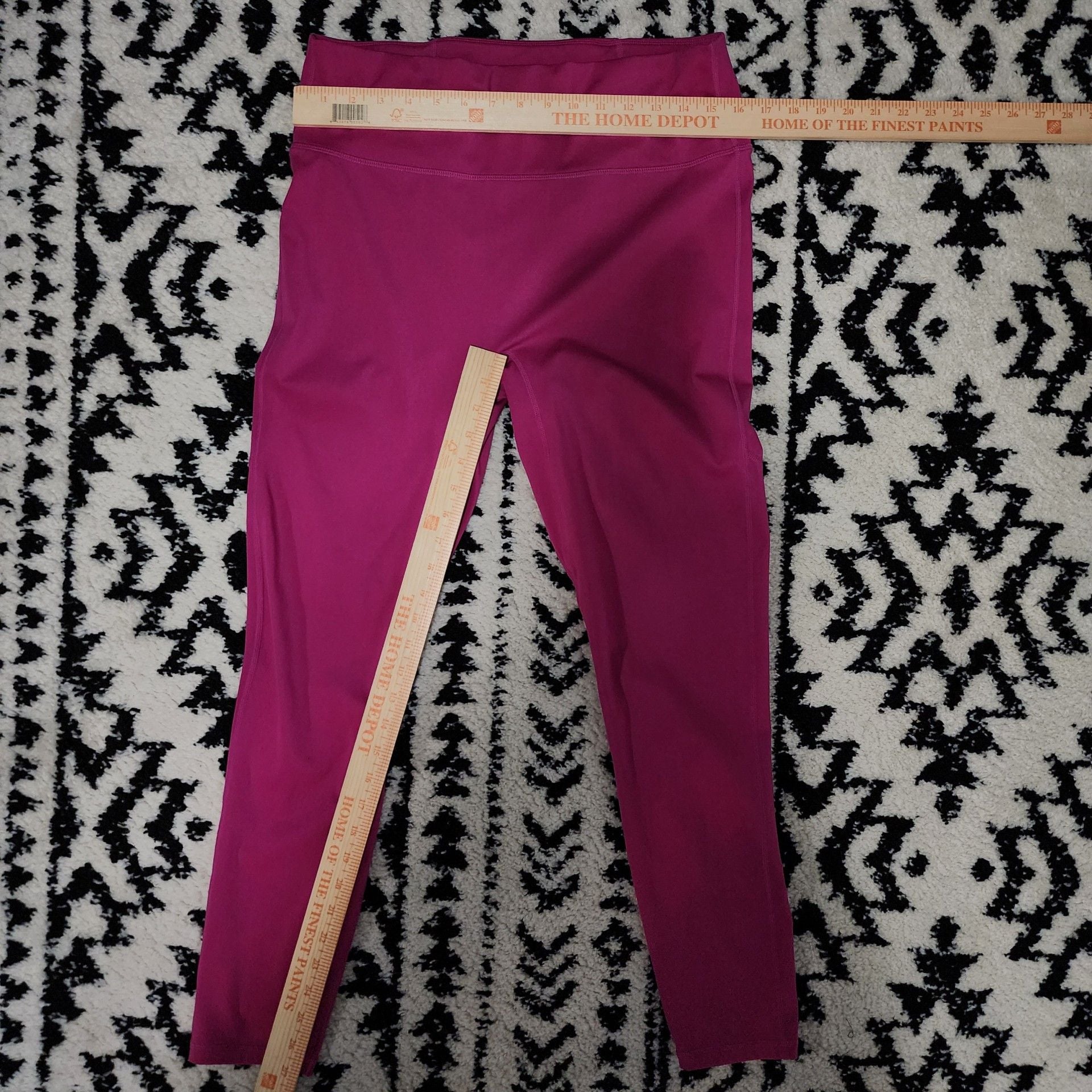Fabletics High-Waisted Twist Back Leggings in Hot Pink 7