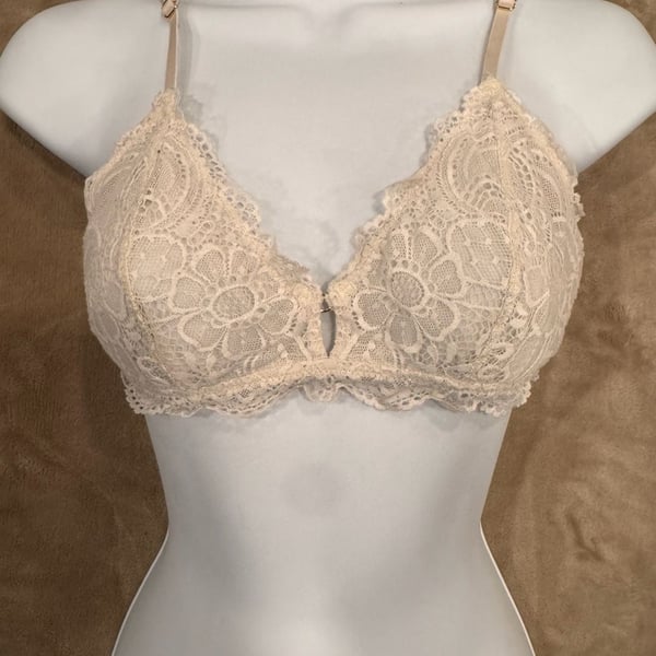 Aerie Floral Lace Triangle Bralette Cream Size Medium Soft Lace Bralette
