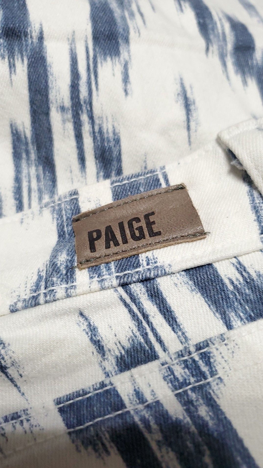 Paige Verdugo Ultra Skinny Jeans Blue White Ikat Print Size 28 6