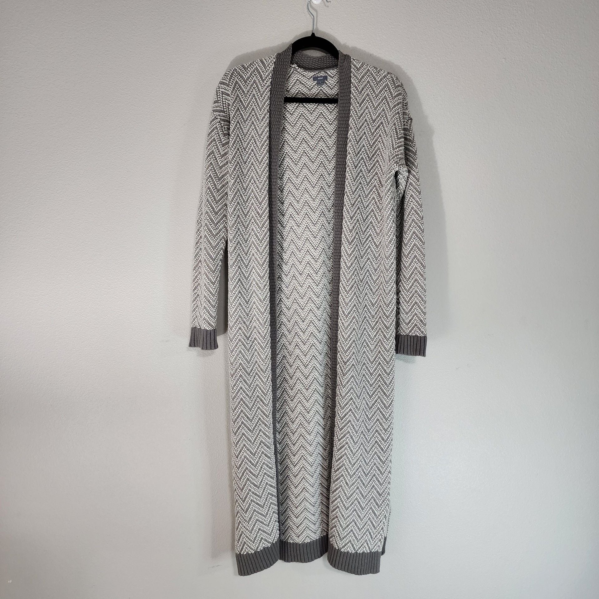 Aerie Chevron Long Open Front Cardigan Sweater Grey White Size M 3