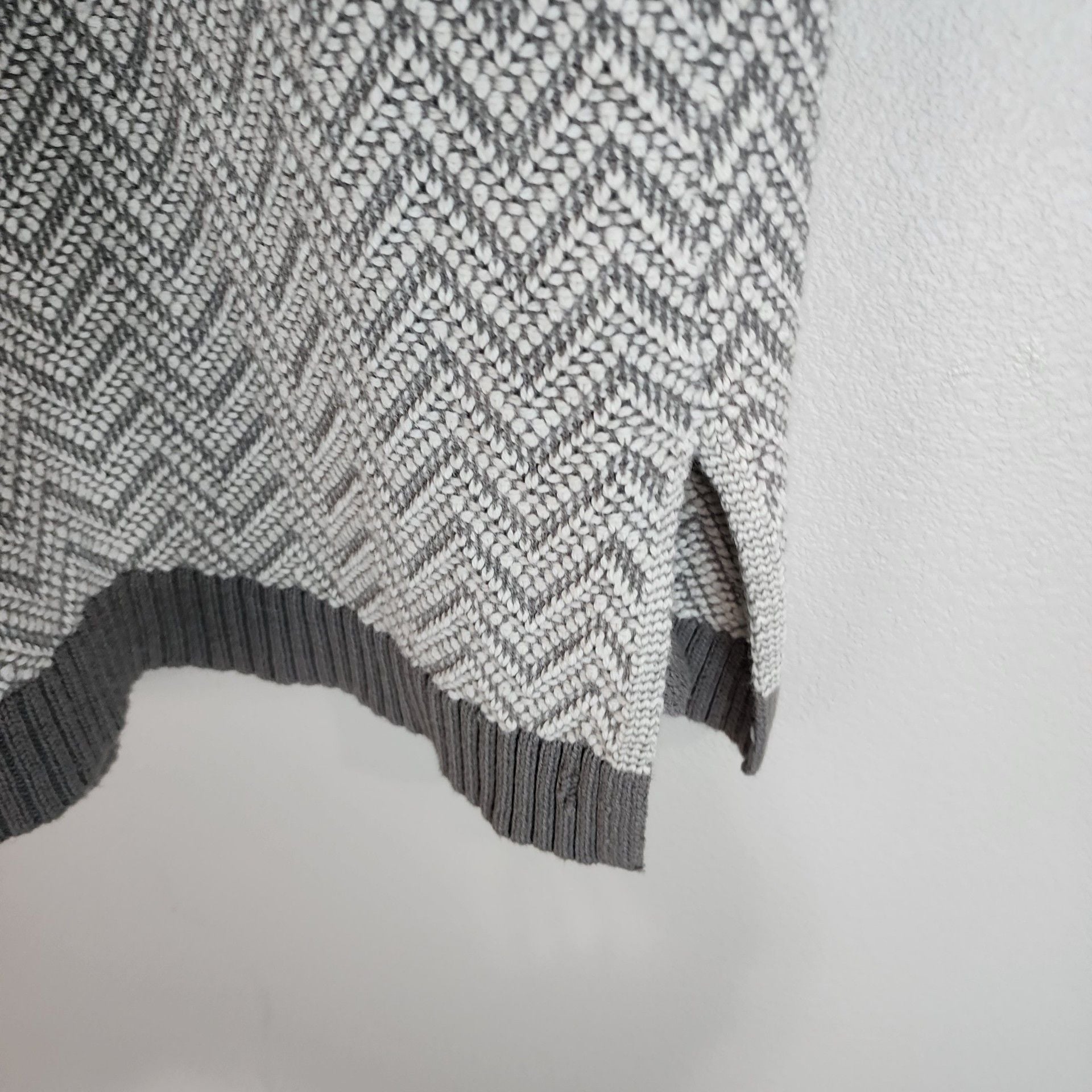 Aerie Chevron Long Open Front Cardigan Sweater Grey White Size M 6