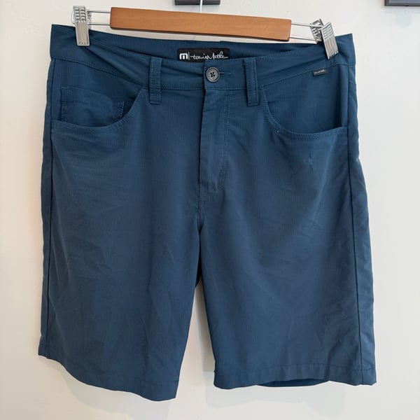 TravisMathew Men's Blue Striped Performance Golf Shorts Size 30