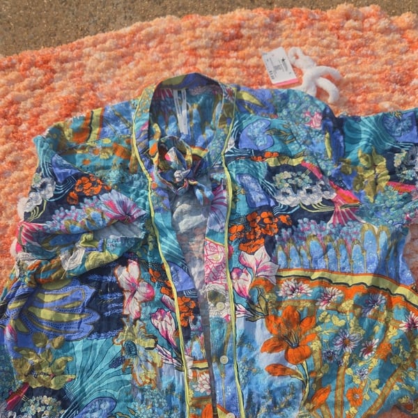 Anthropologie Floral Tie-Neck Button Down Viscose Shirt size small