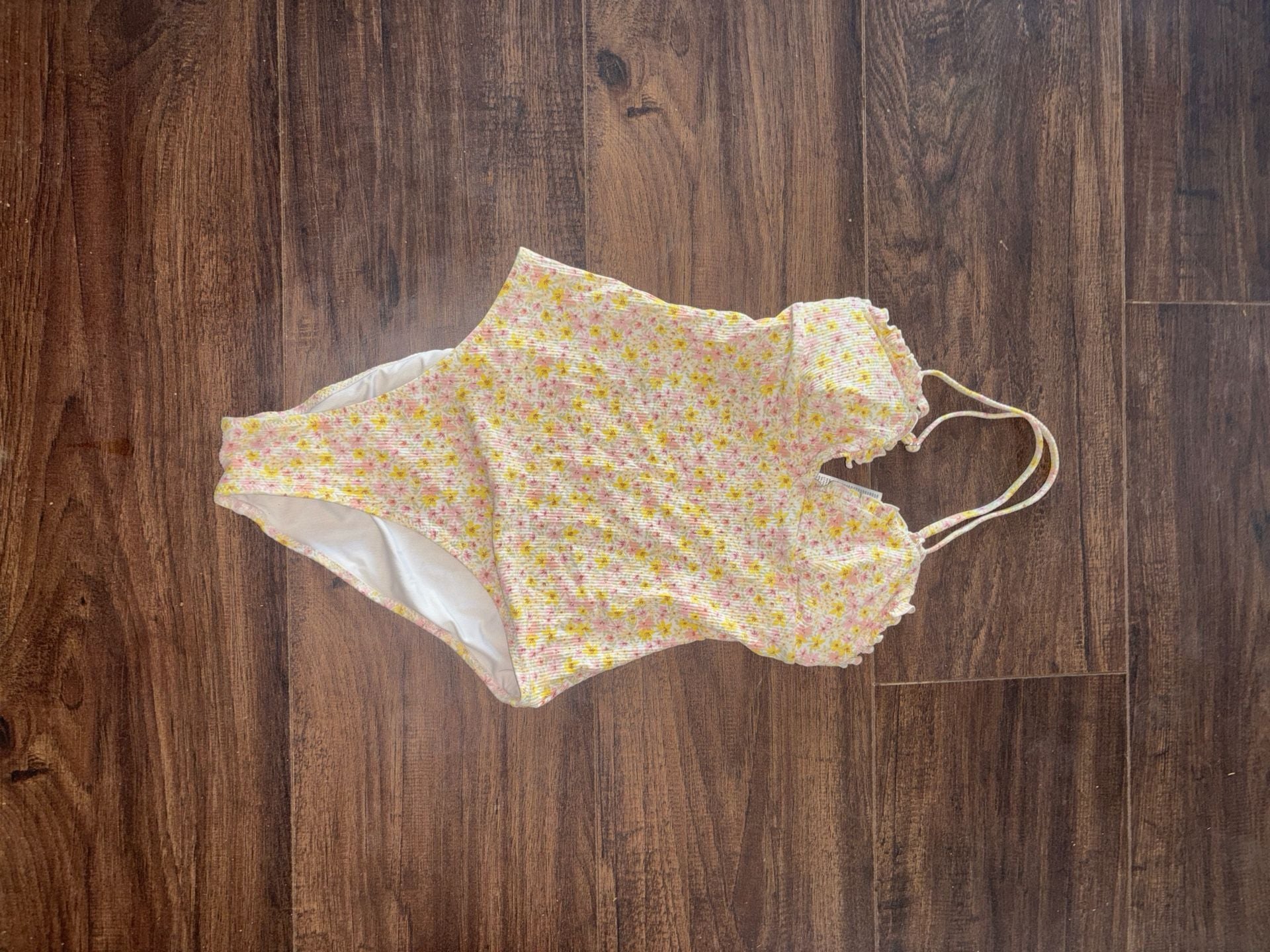 H&M Floral Ribbed Ruffle One-Piece Swimsuit 1