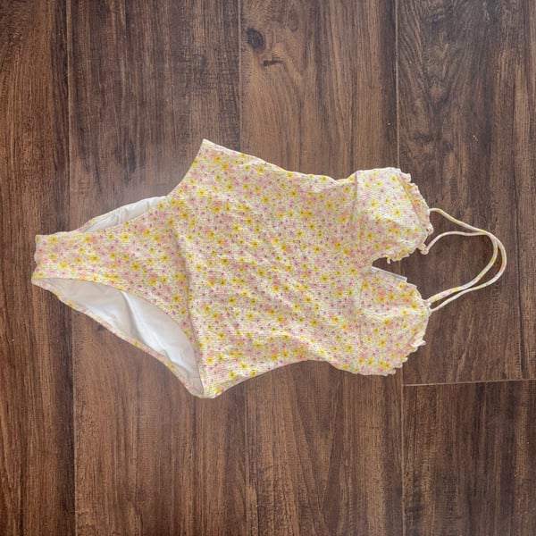 H&M Floral Ribbed Ruffle One-Piece Swimsuit