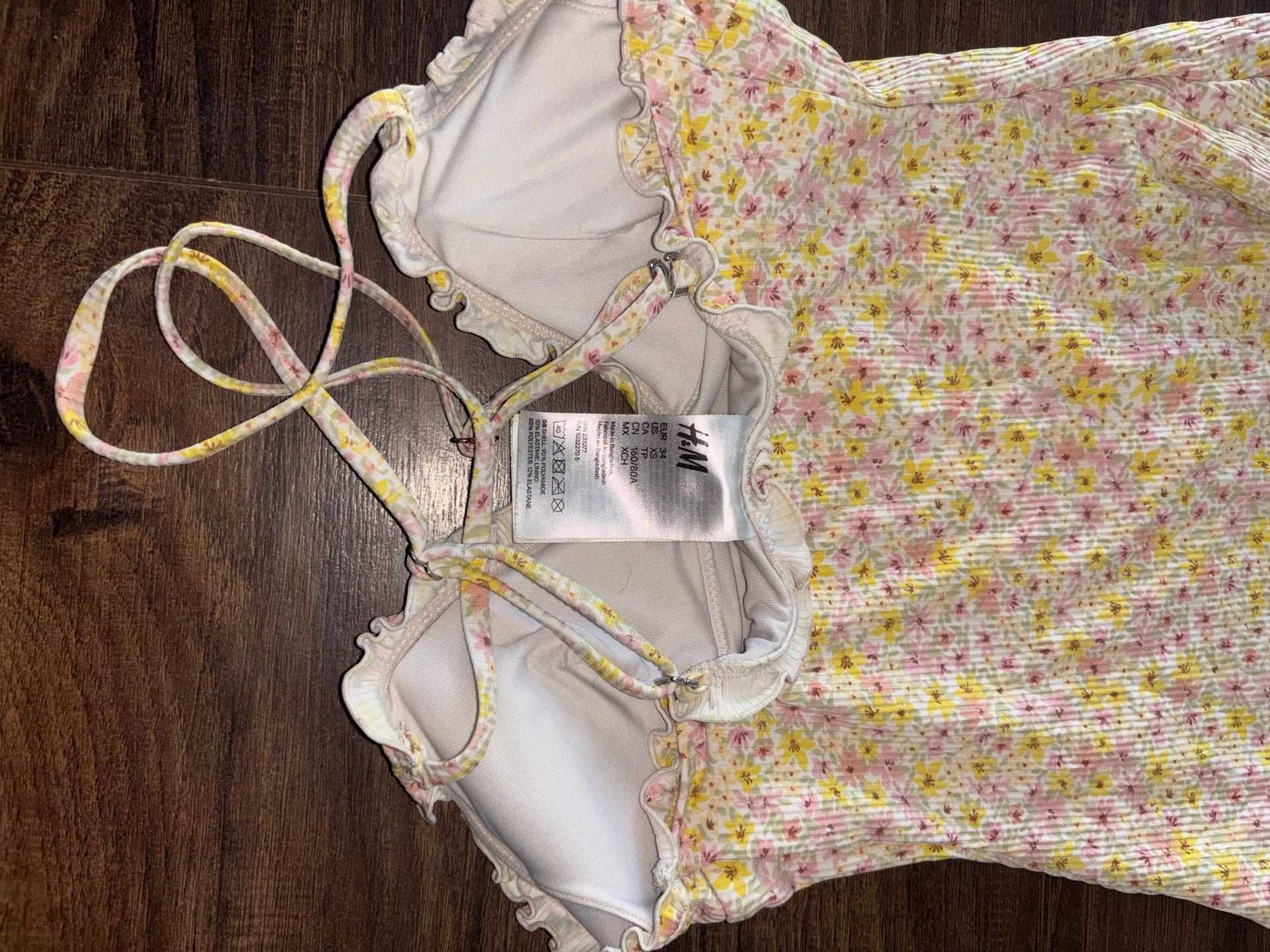 H&M Floral Ribbed Ruffle One-Piece Swimsuit 2