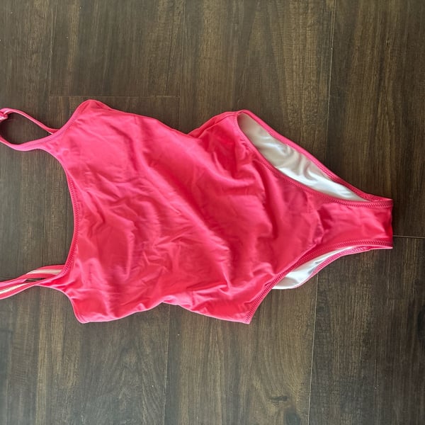 Victoria's Secret PINK Scoop Neck Low Back One Piece Swimsuit Pink