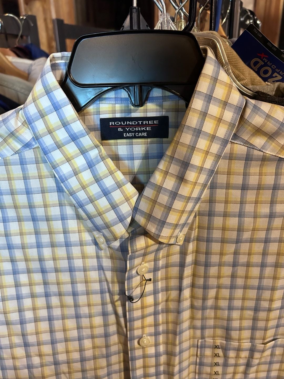 Roundtree & Yorke Easy Care Plaid Short Sleeve Button-Down Shirt 4