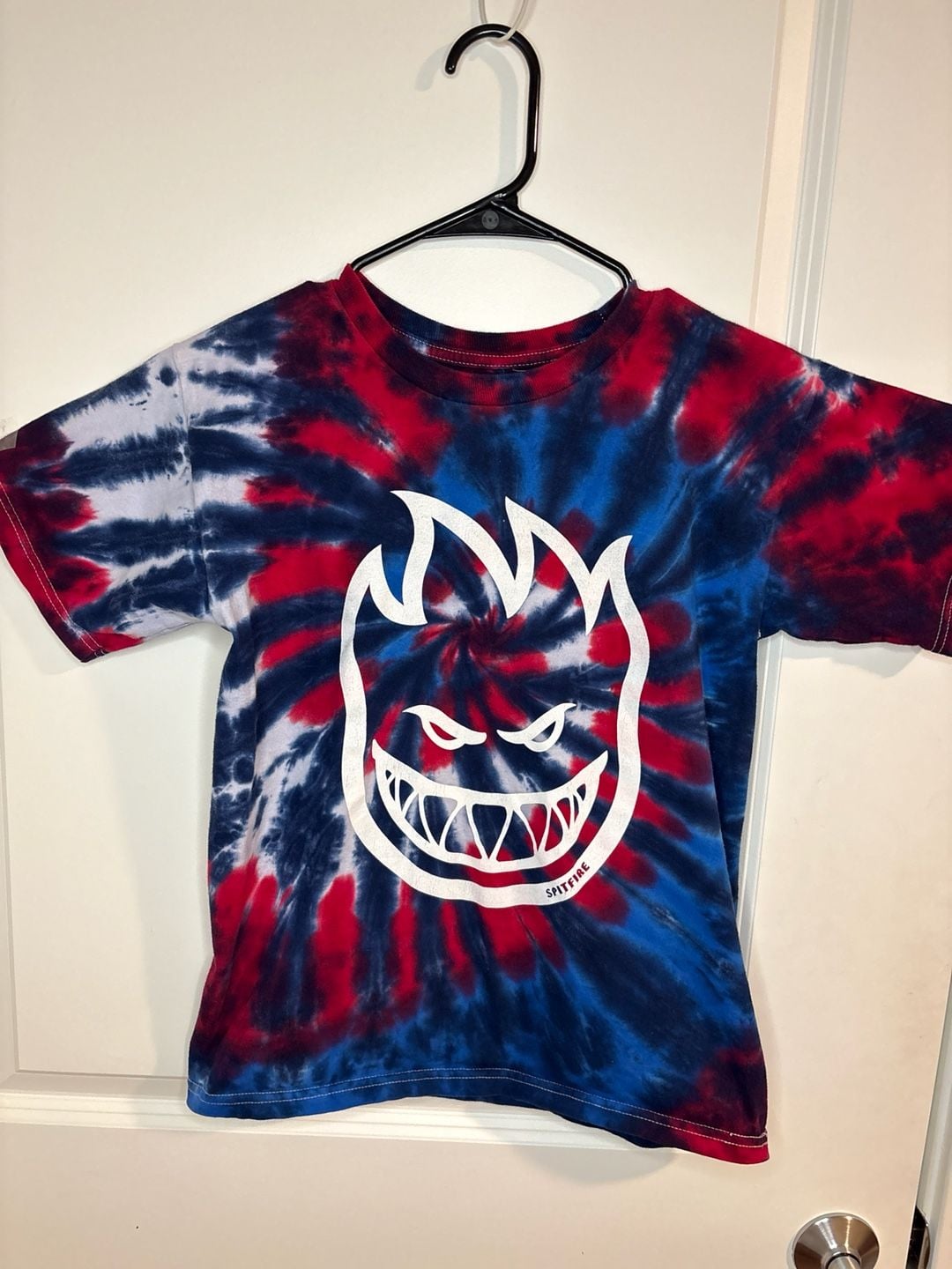 Spitfire Wheels Bighead Red White and Blue Spiral Tie-Dye T-Shirt men’s small 6