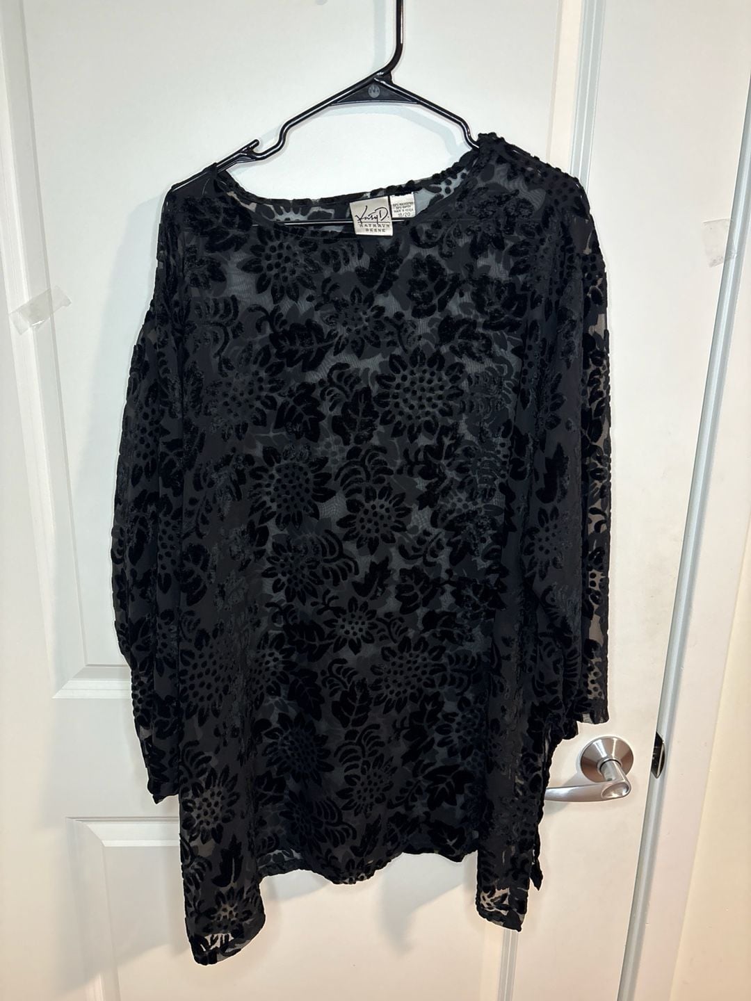 Kathryn Deene Vintage Floral Burnout Velvet Sheer Tunic Top Black 18/20 2