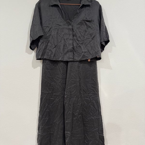 Lunya Washable Silk Resort Shirt and Pant Set