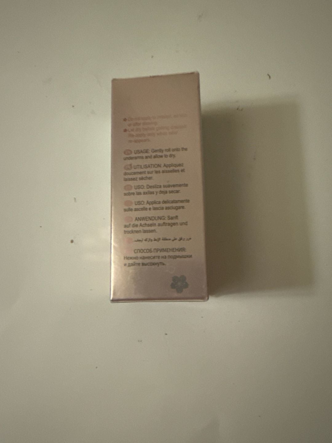 LAIKOU Japan Sakura Roll-On Deodorant with Niacinamide and Hyaluronic Acid 60ml 2