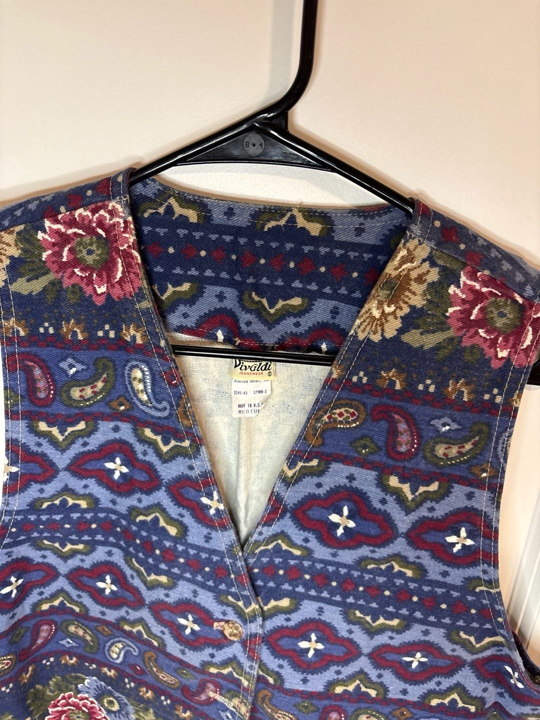 VTG Vivaldi Jeanswear Floral and Paisley Southwestern Tapestry Vest medium USA 6