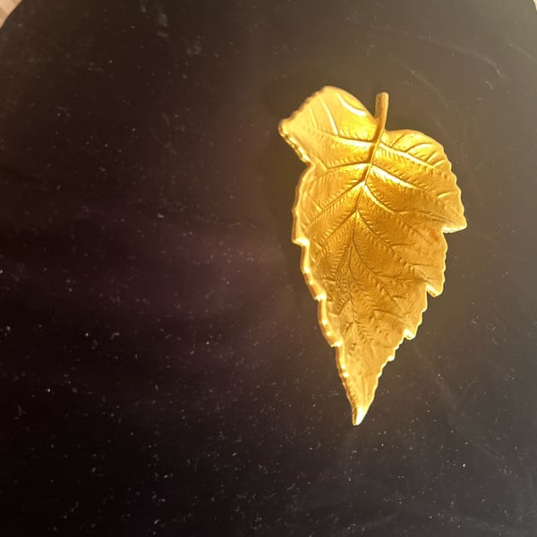 Vintage Gold Leaf Decorative Trinket Dish Jewelry Tray