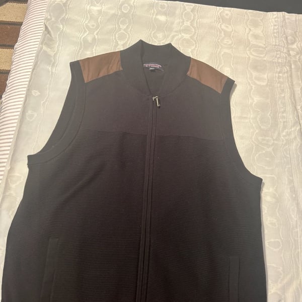 Men’s sweater