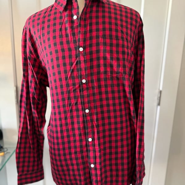 Saks Fifth Avenue Slim Fit Red and Black Buffalo Check Button Down Shirt