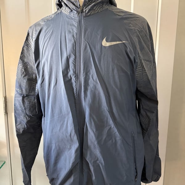 Nike Men's Essential Flash Reflective Hooded Running Jacket Blue 858151-471