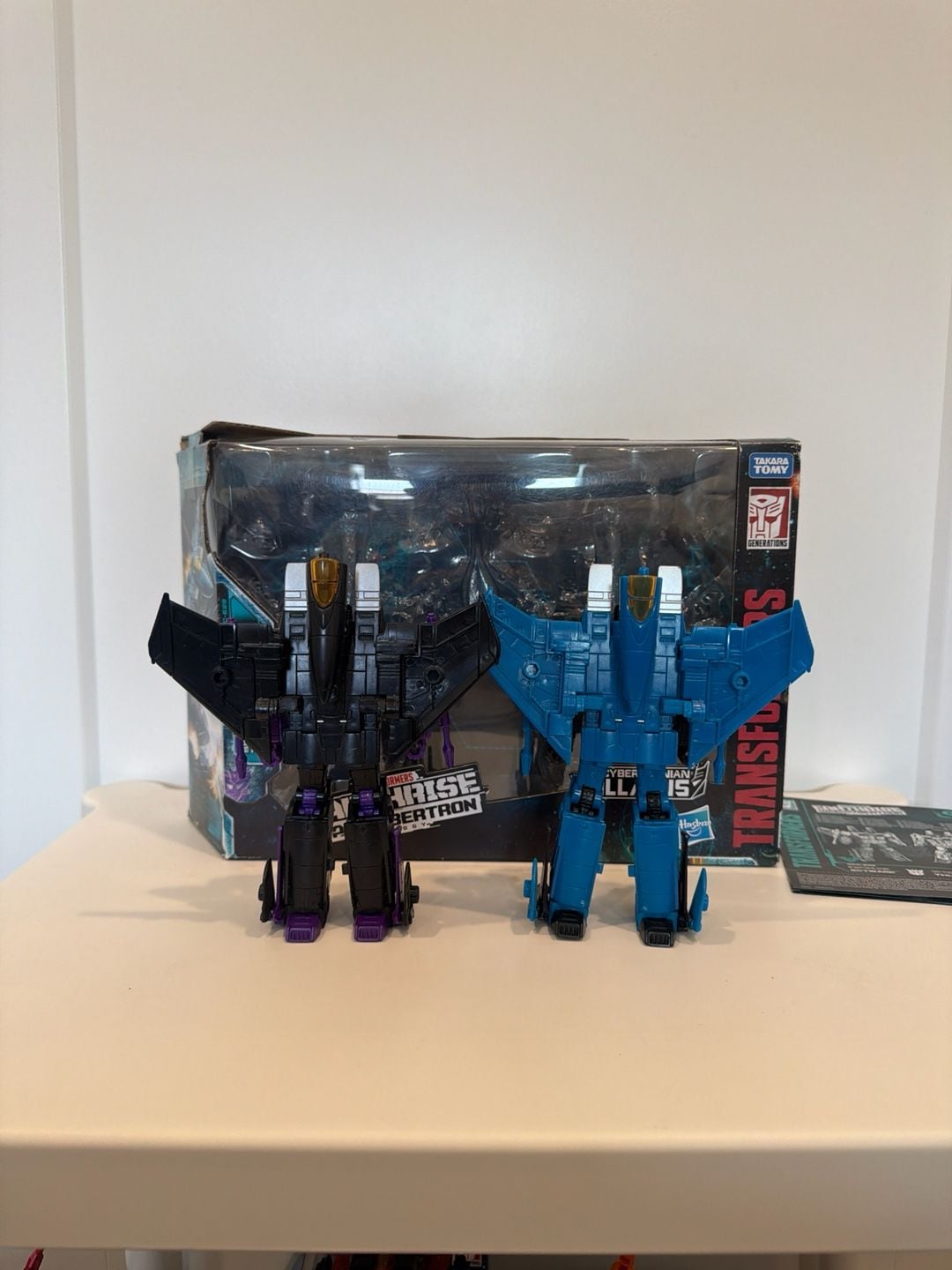 Transformers War for Cybertron Earthrise Skywarp & Thundercracker WFC-E29 2-Pack 4