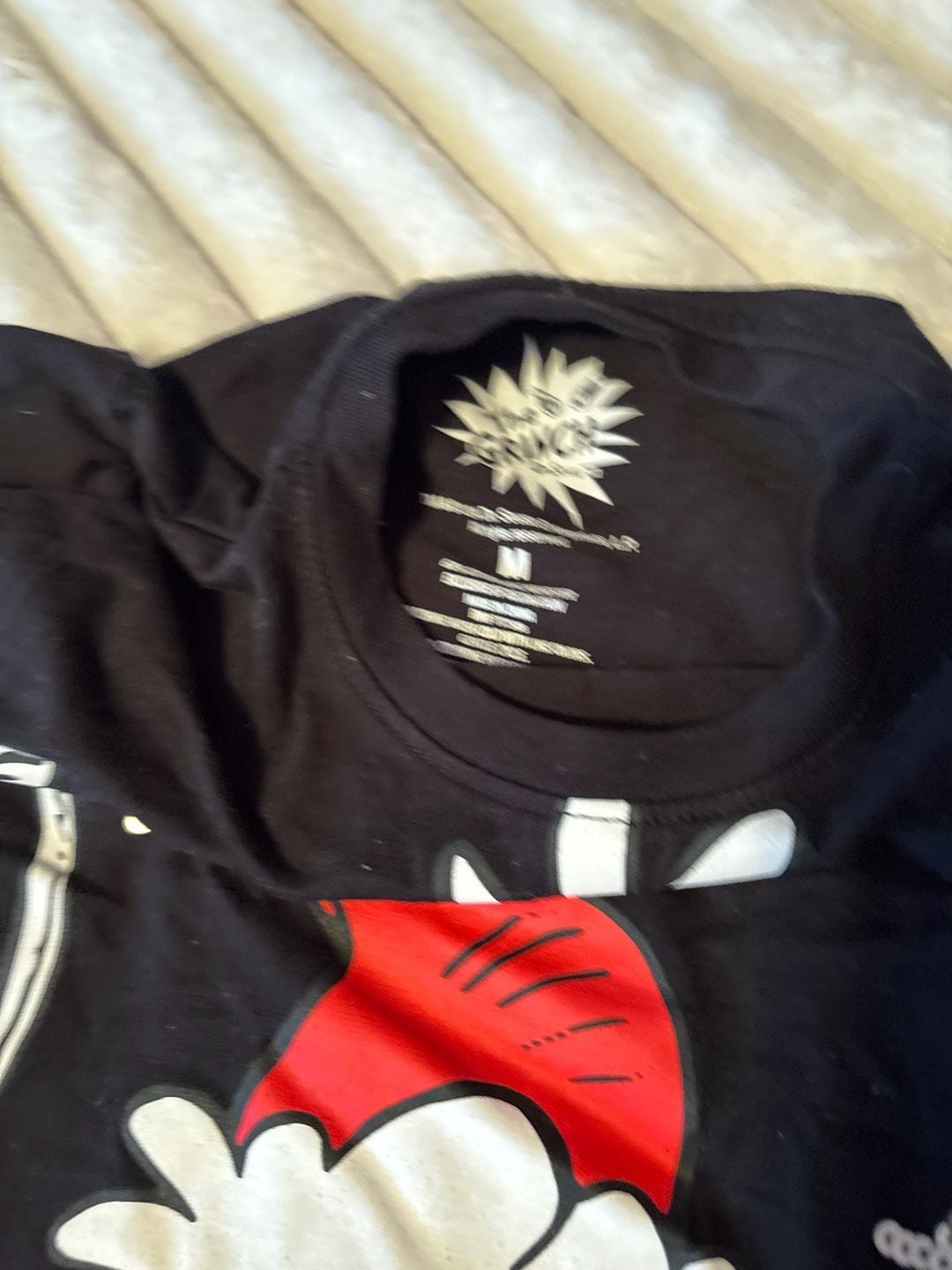 Dr. Seuss The Grinch and Max Graphic T-Shirt with Sequins Size M 2