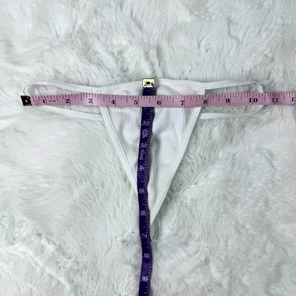 Heart Charm White Ribbed G-String 🤍