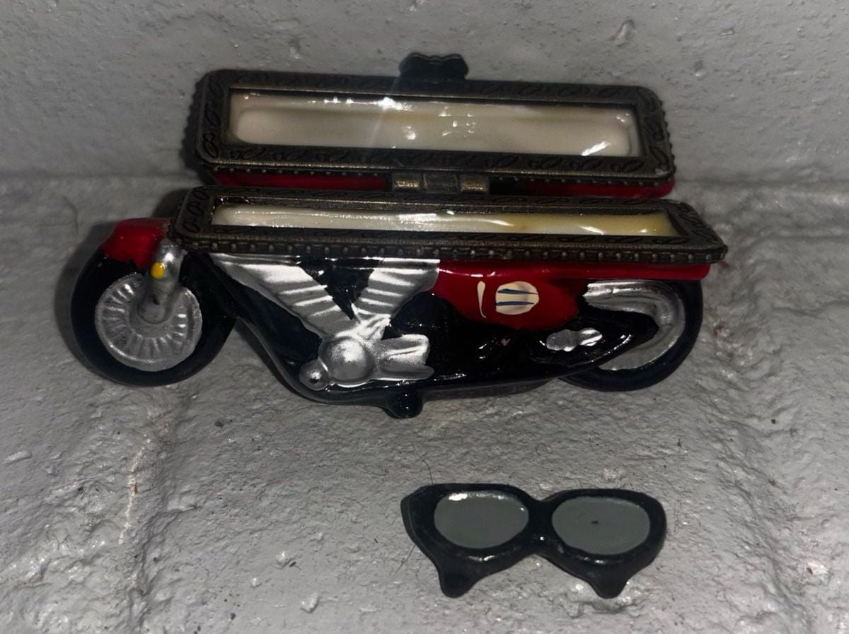 Midwest of Cannon Falls PHB Red Motorcycle Hinged Trinket Box with Goggles 3