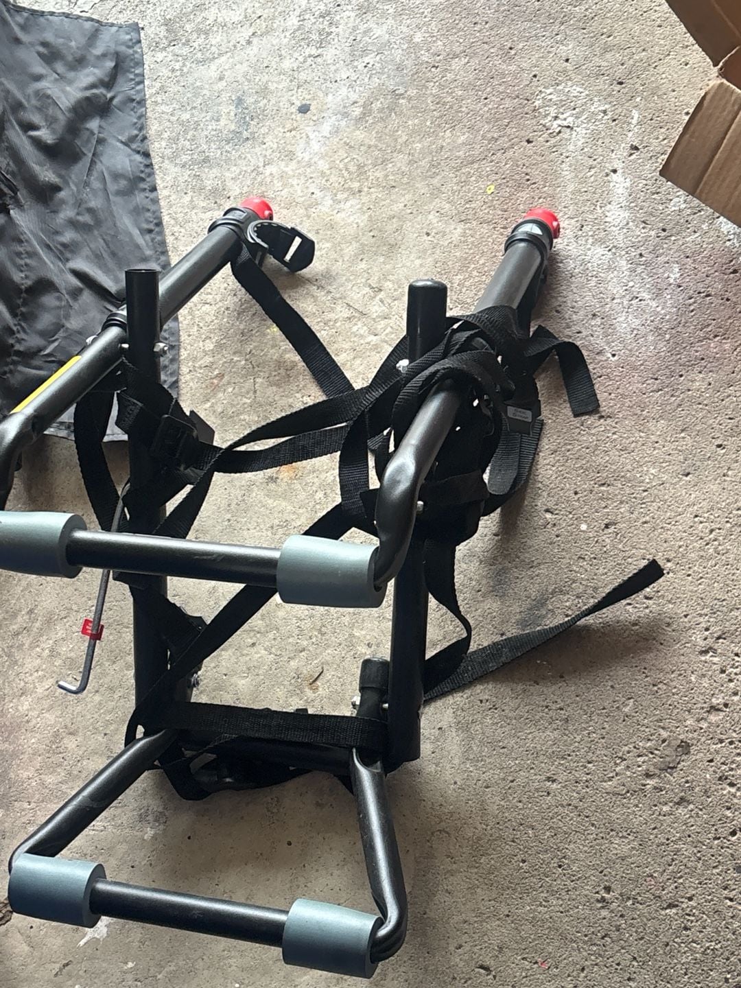 Allen Sports Deluxe 2-Bike Trunk Mount Rack (102DN) 6