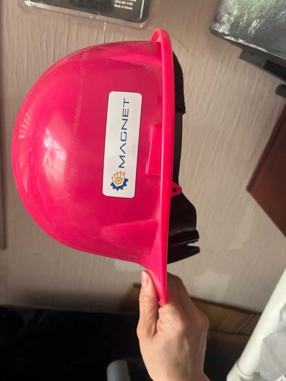 Pyramex SL Series Pink Hard Hat with 4-Point Ratchet Suspension, Type 1 Class E 2