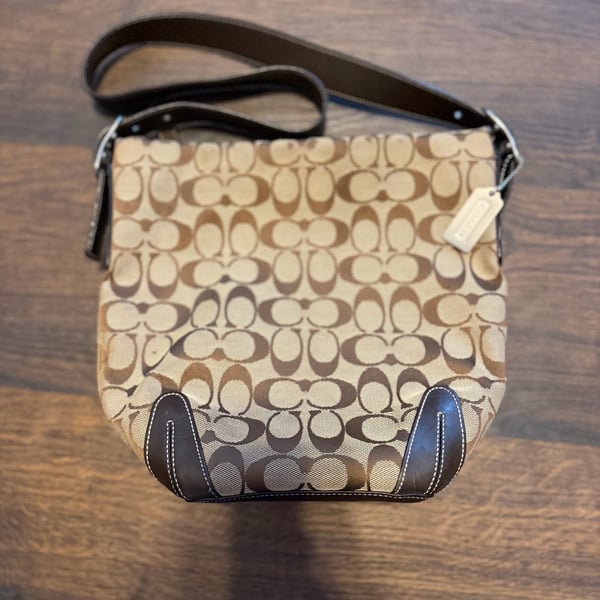 Coach Vintage Signature Canvas Crossbody Bag Brown Tan 6076