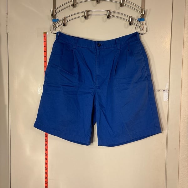 F: Jos. A. Bank Traveler's Collection Blue Pleated Cotton Shorts