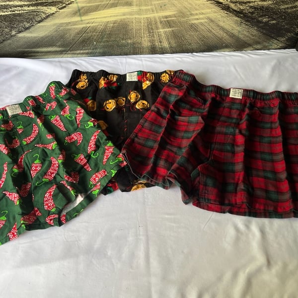 American Eagle Men's Boxer Shorts Lot of 3 Holiday Patterns Size Small 29-31