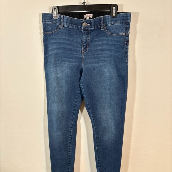 Juicy Couture Women's Medium Wash Skinny Jeans Size 12
