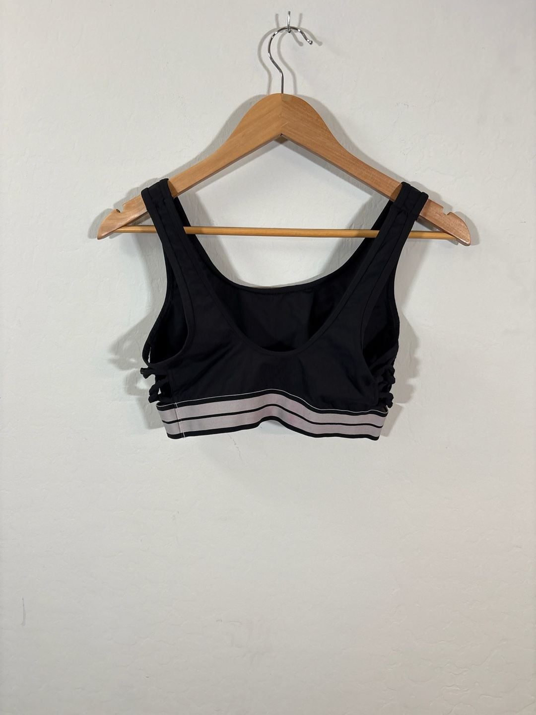 PINK Victoria's Secret Ultimate Unlined Lattice Side Sports Bra Size Large 2