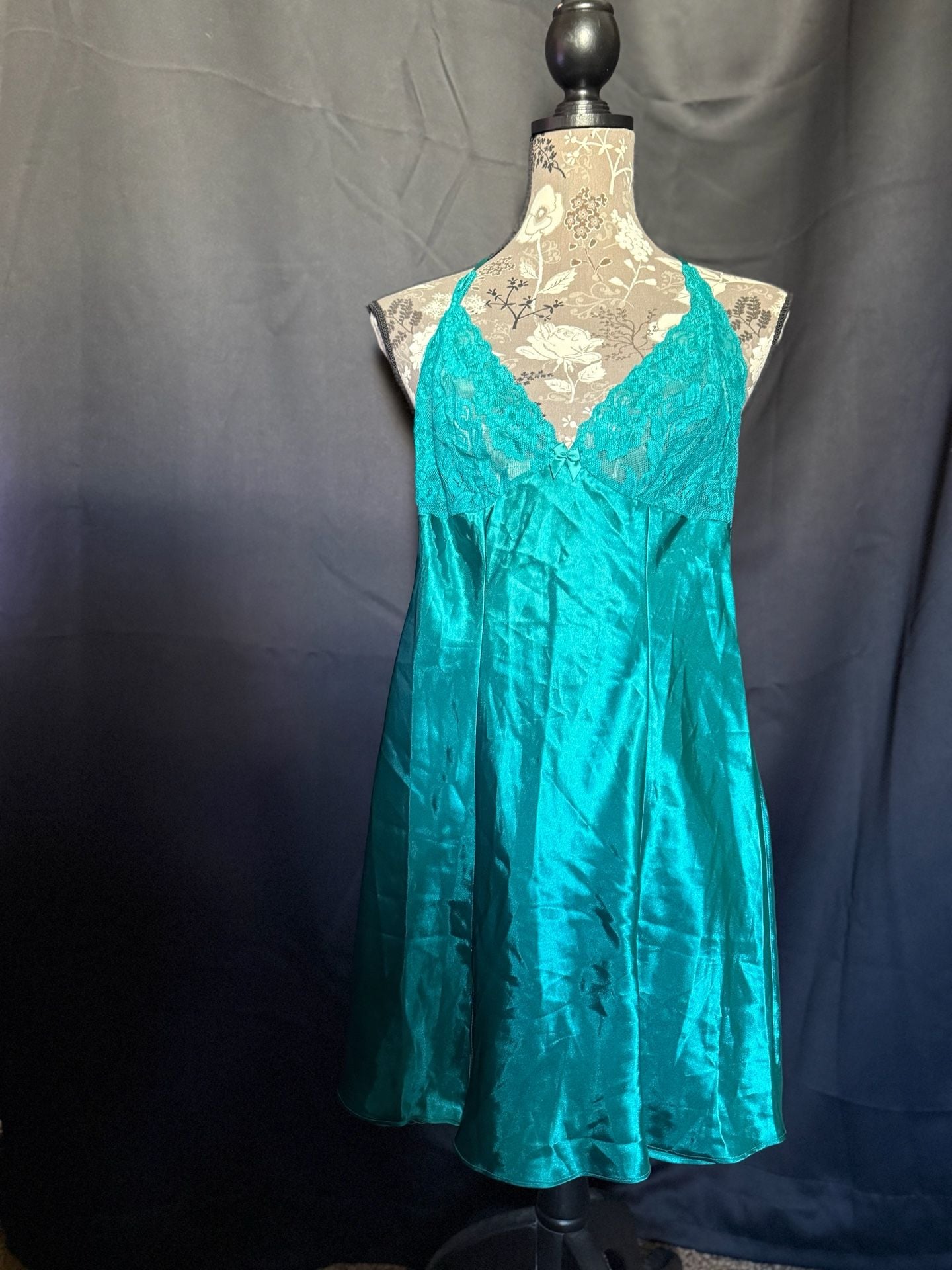 FREDERICK'S OF HOLLYWOOD Halter Slip Dress Womens XS Green Lace Satin Chemise 3