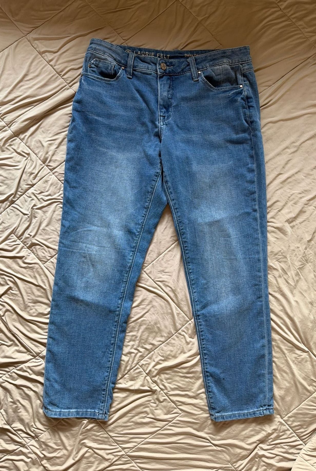 Laurie Felt Daisy Denim Boyfriend Jeans Size 4P 2