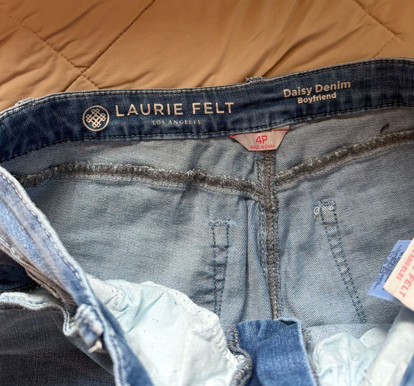 Laurie Felt Daisy Denim Boyfriend Jeans Size 4P 3