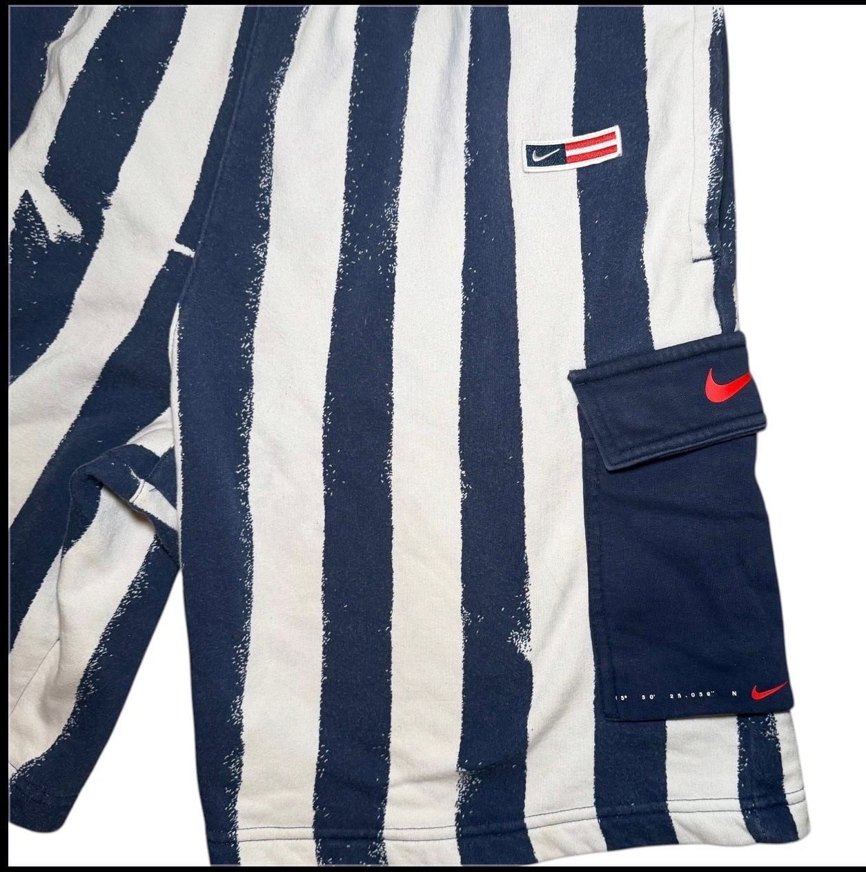 Nike Sportswear Club USA Striped Fleece Shorts Mens Large Y2K 7
