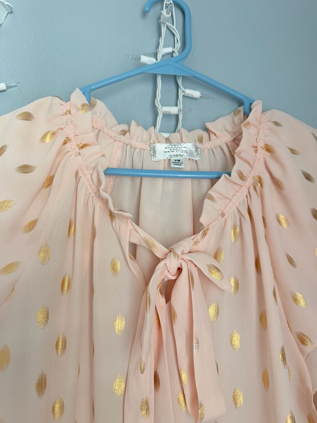 Shannon Ford New York Petite PM Pink Gold Metallic Polka Dot Tie Neck Blouse 7