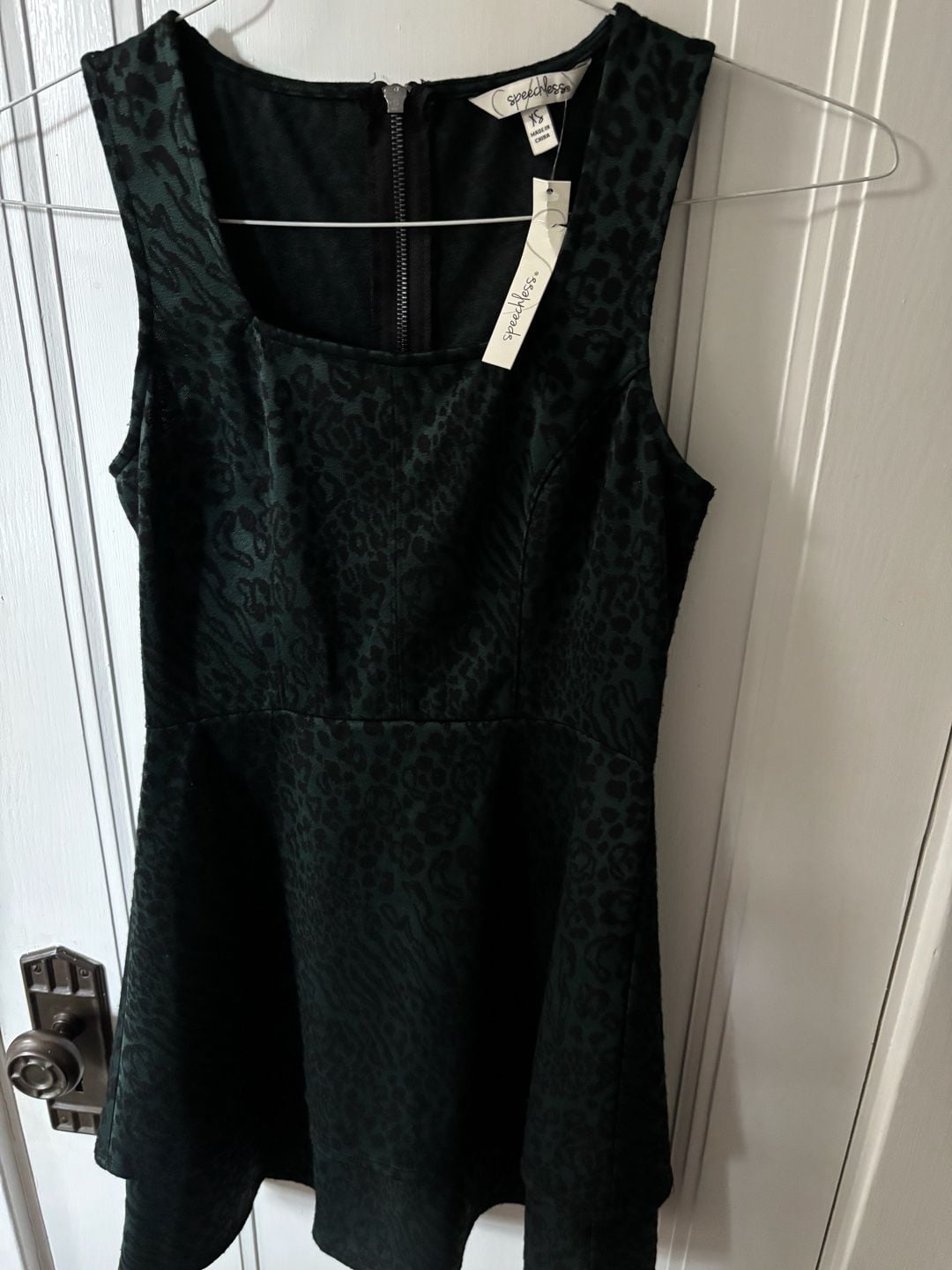 Speechless Dark Green Leopard Print Sleeveless Skater Dress Size XS NWT 2