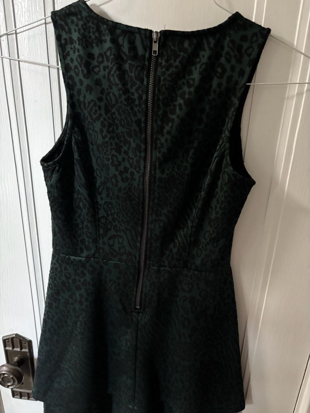 Speechless Dark Green Leopard Print Sleeveless Skater Dress Size XS NWT 7