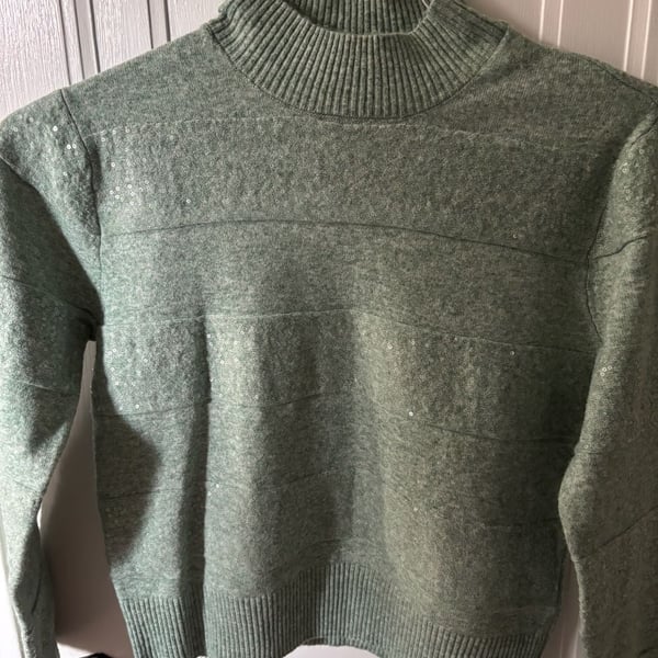 Ophelia Roe. Light Green Mock Neck Sequined Striped Sweater, Size M