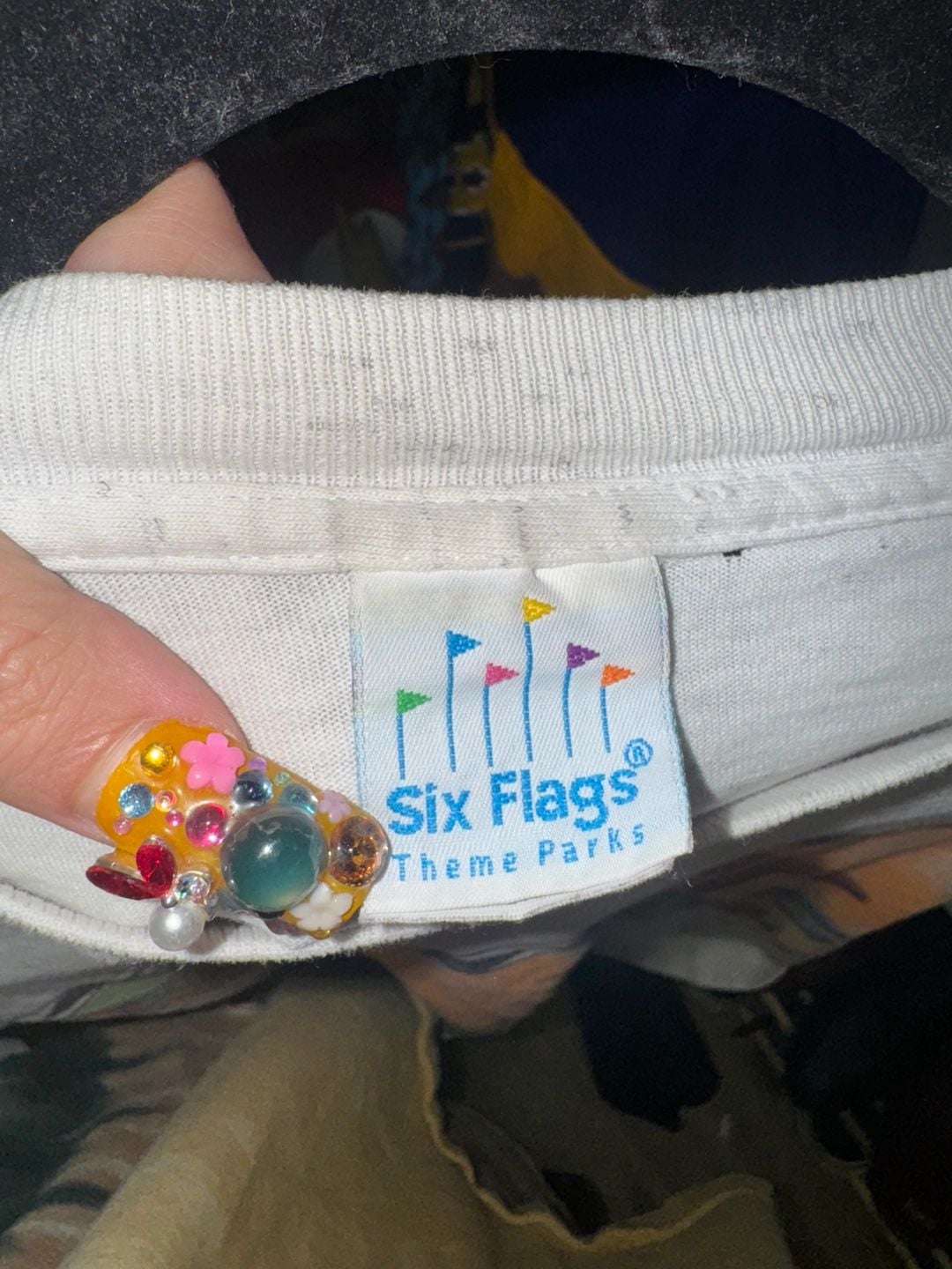 Vintage 90s Six Flags Theme Parks Graphic T-Shirt One Size Fits All 6